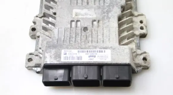 Ford Focus Engine control unit/module BV6112A650NM