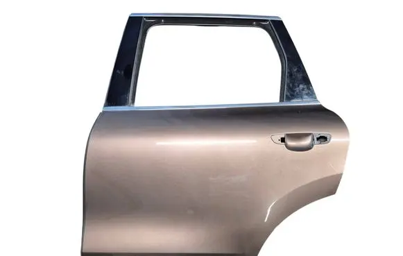 Volkswagen Touareg II Rear door 