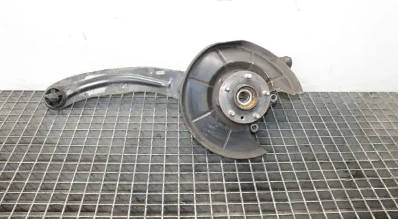 Ford Kuga I Rear wheel hub