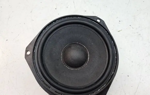 Opel Zafira B Front door speaker