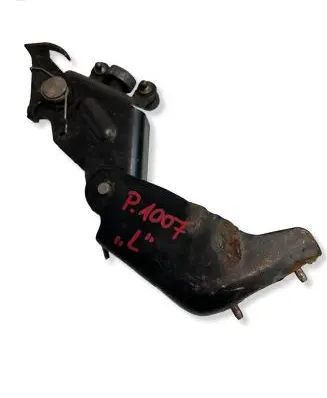 Peugeot 1007 Sliding door lower roller guide/hinge 