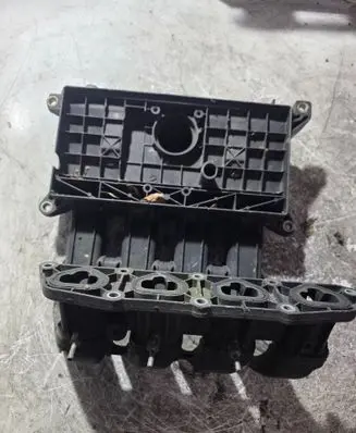 Renault Clio II Intake manifold H8200052007