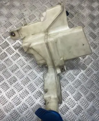 Volkswagen PASSAT B6 Windshield washer fluid reservoir/tank 3C0955453