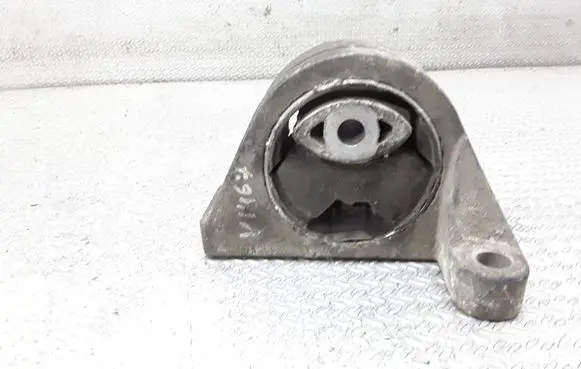 Peugeot Boxer Engine mount bracket