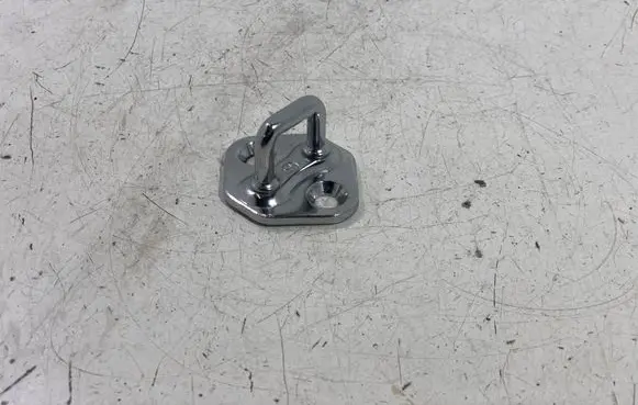 Opel Mokka Rear door lock loop/hook striker P080502