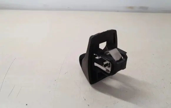 Sun visor clip/hook/bracket