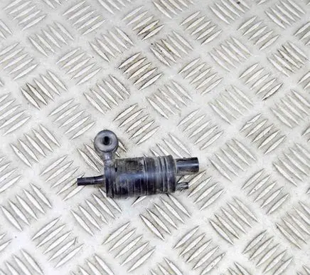 Jeep Cherokee Windscreen/windshield washer pump 68225066AB