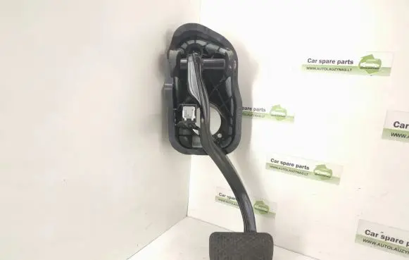 Mercedes-Benz S W222 Brake pedal 2222920115 A2222920115