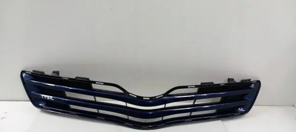Toyota Verso Front bumper upper radiator grill 445566