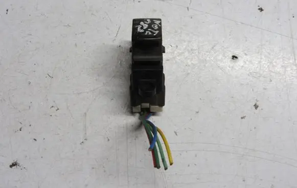 Nissan Note (E11) Electric window control switch