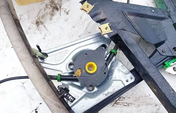 Audi A4 S4 B5 8D Sliding door window regulator with motor 8d0837397b