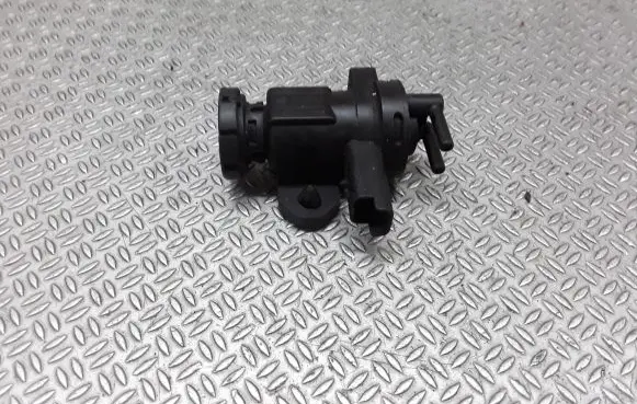 Citroen C5 Turbo solenoid valve 9635704380