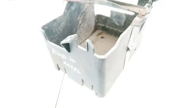 Battery box tray