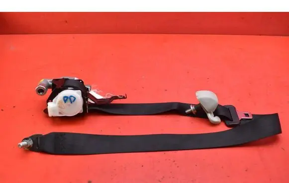 Mazda 2 Front seatbelt T89394T