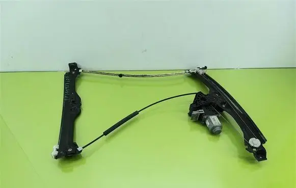 Citroen DS5 Front door window regulator with motor 402286G