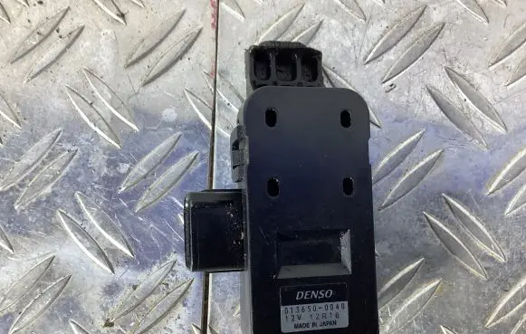 Lexus RX 450H Air quality sensor 0136500040