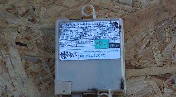 BMW Z3 E36 Alarm control unit/module 6909823