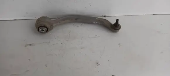 Volkswagen PASSAT B5.5 Front lower control arm/wishbone
