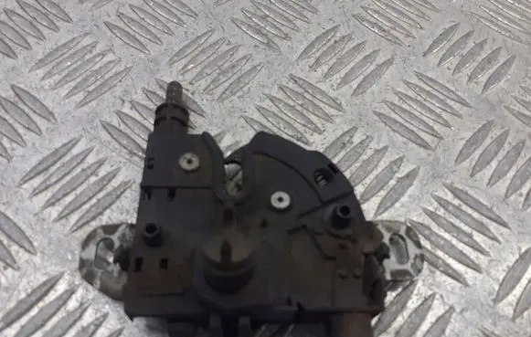 Ford Focus Engine bonnet/hood lock/latch loop/hook 3M51-16205