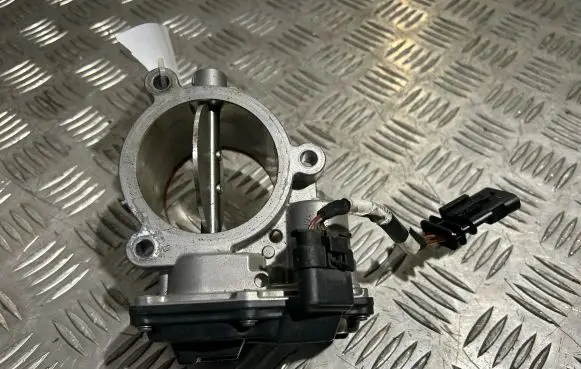 Volvo XC90 Throttle valve 31459842