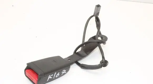 Mazda MX-5 ND Front seatbelt buckle