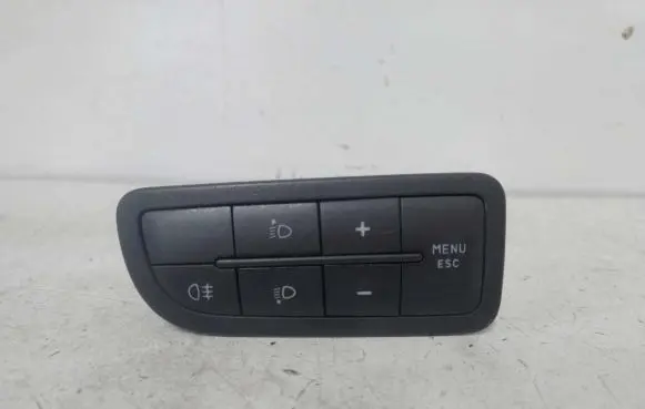 Fiat Grande Punto Headlight level height control switch 735367268