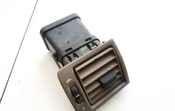 Dash center air vent grill