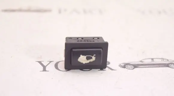 BMW 7 F01 F02 F03 F04 Tailgate opening switch 9200316