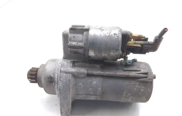 Volkswagen Tiguan Starter motor 02M911024A
