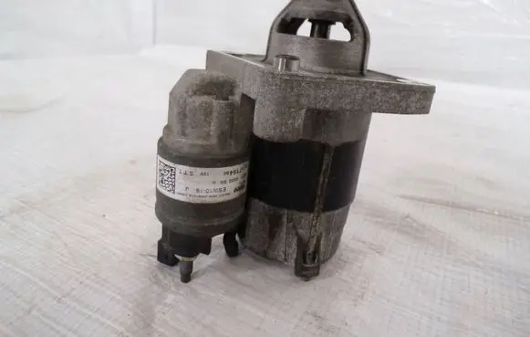 Opel Crossland X Starter motor 9812715480