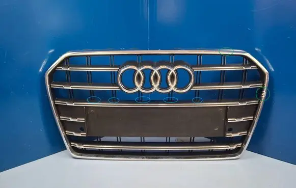 Front bumper upper radiator grill