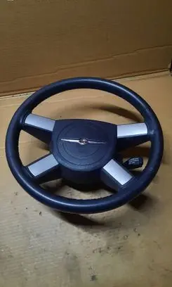 Chrysler 300C Steering wheel
