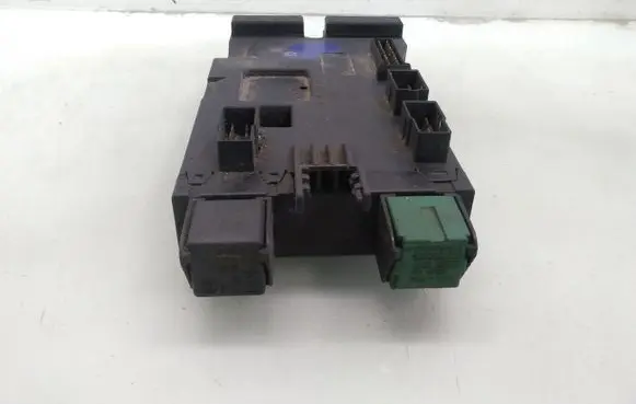 Volkswagen II LT Fuse module 0005400650