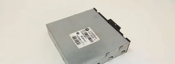 BMW 3 E90 E91 Power management control unit 6142925320801 925320801 8ES00947921