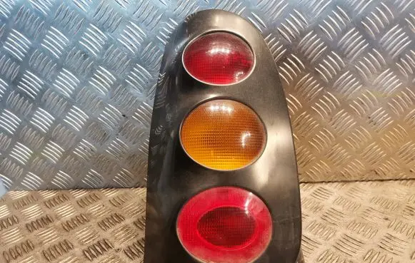 Smart ForTwo I Rear/tail lights 0001959V002