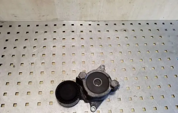 Toyota Corolla Verso AR10 Generator/alternator belt tensioner