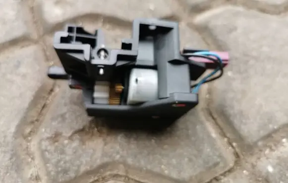 BMW 5 E60 E61 Curtain motor 9918003164