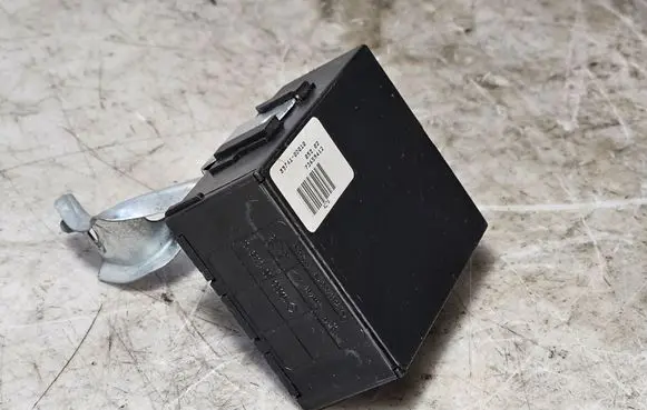 Toyota Yaris Door central lock control unit/module 897410D010
