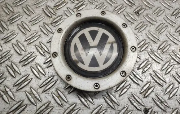 Volkswagen Phaeton R19 wheel hub/cap/trim 