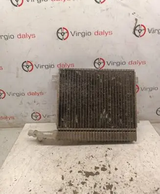 Jaguar XF X250 Coolant radiator 9X238D048AE 6652A 081014