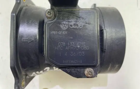 Audi A6 S6 C5 4B Mass air flow meter 078133471E AFH7008D