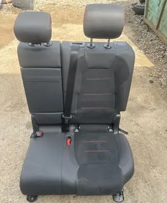 Mercedes-Benz GLB x247 Second row seats 