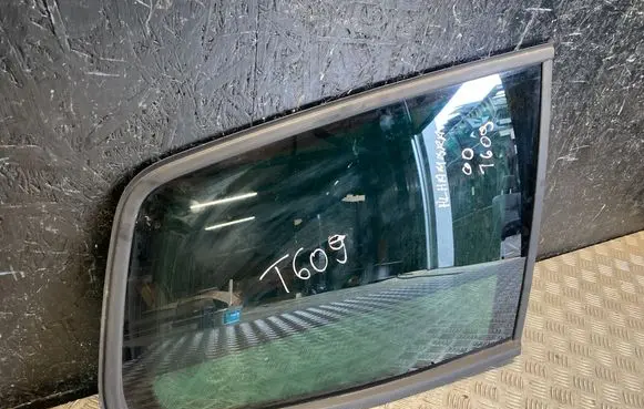 Seat Alhambra (Mk1) Rear door window/glass frame 7N0845298K
