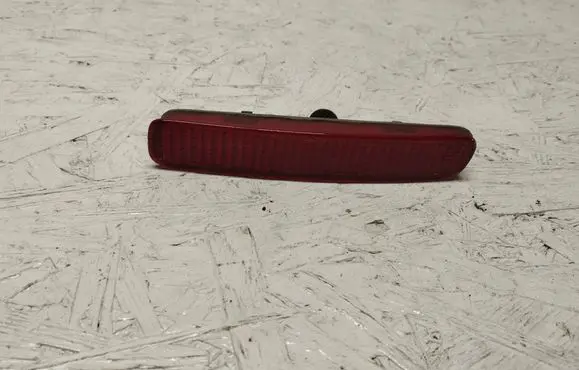 Toyota Corolla Verso AR10 Rear tail light reflector E020003