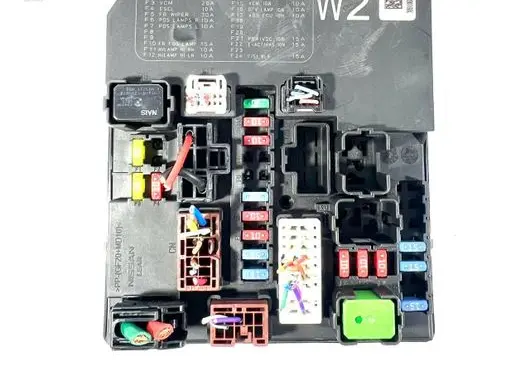 Nissan Leaf I (ZE0) SAM control unit 284B73NL1A 521773F01 3091002243