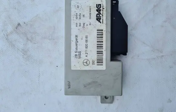 Mercedes-Benz E W211 Engine control unit/module A2118206685 050429002873