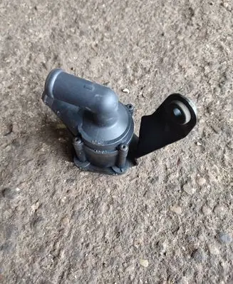 BMW 5 GT F07 Electric auxiliary coolant/water pump 9183714 10378515
