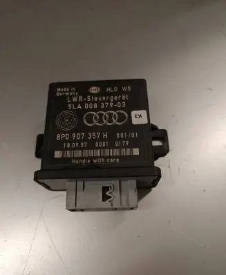 Audi A6 S6 C6 4F Light module LCM 8P0907357H 5LA00837903