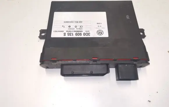Volkswagen Touareg I Keyless (KESSY) go control unit/module 3D0909135S 5WK47021 5WK48825