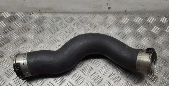 Intercooler hose/pipe